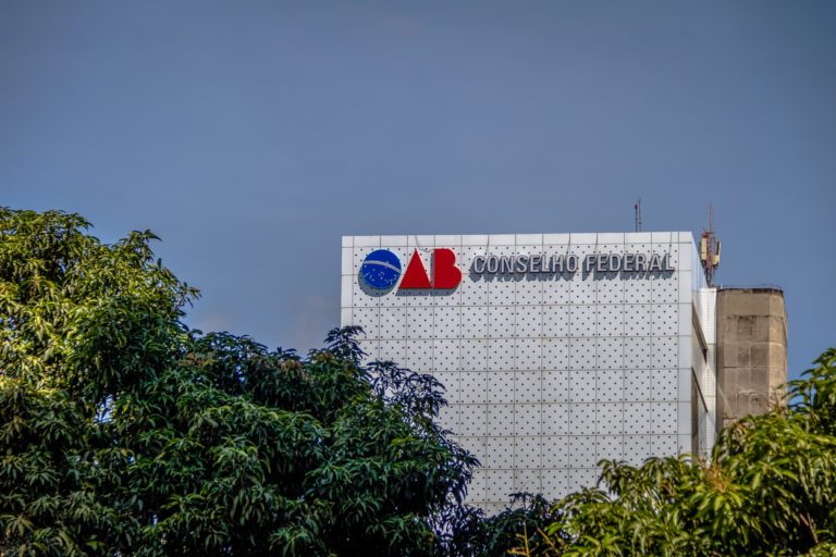 Advocacia em descrédito: Desgaste de uma profissão