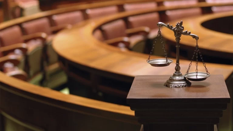 A viabilidade de impetrar mandado de segurança contra ato judicial teratológico