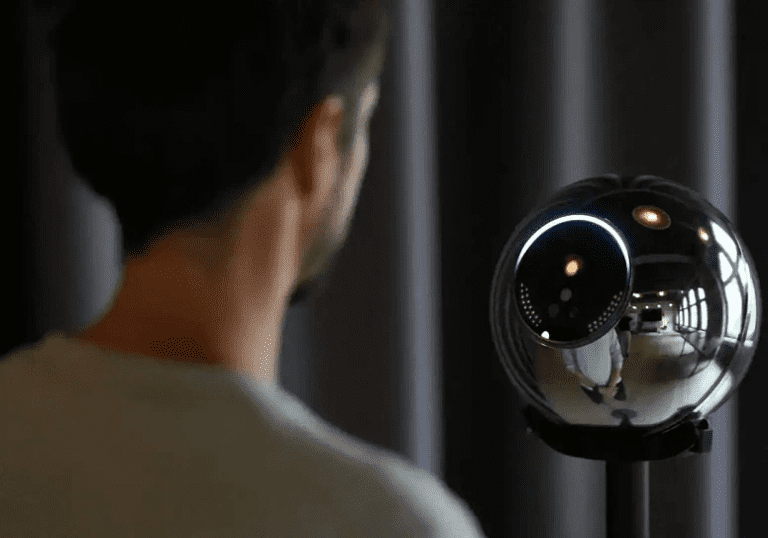 A Venda de Íris: Uma Prática Controversa e os Riscos Envolvidos