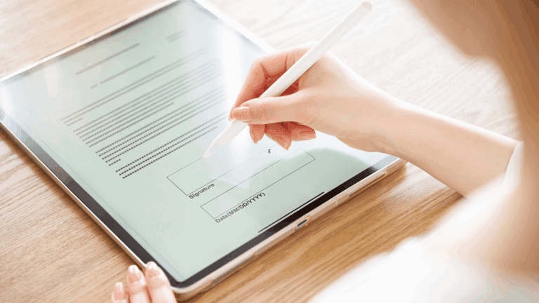 O Papel da Assinatura Digital e da Presunção de Veracidade Nos Contratos Eletrônicos Bancários